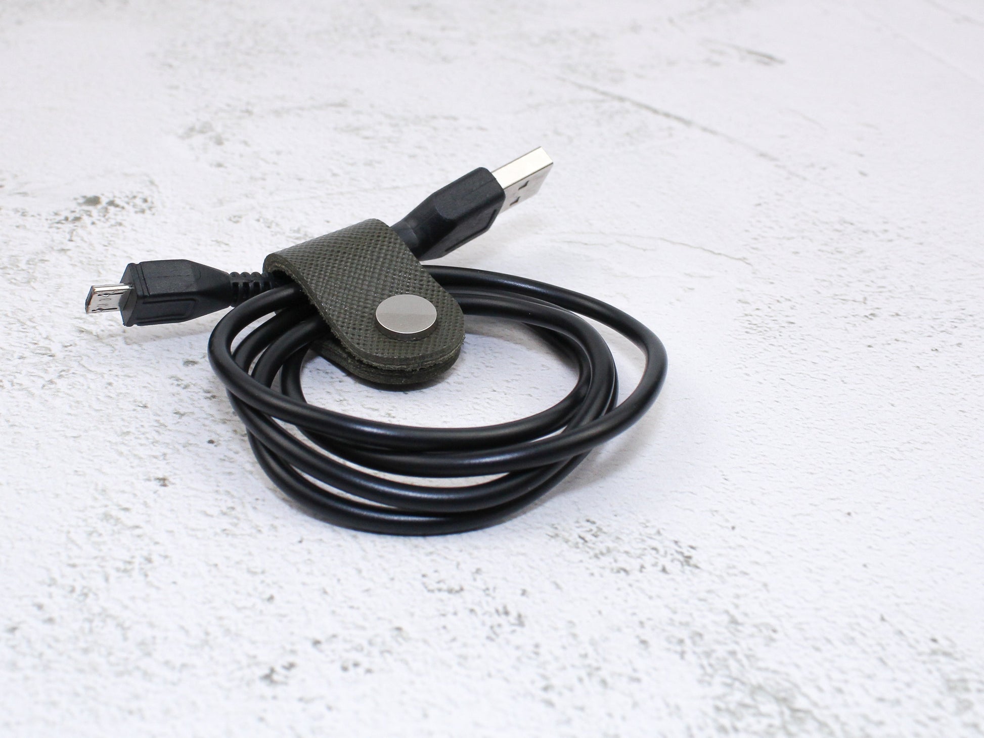 Cord Organiser Wrap | Cable Tidy | Olive Saffiano Leather with Suede