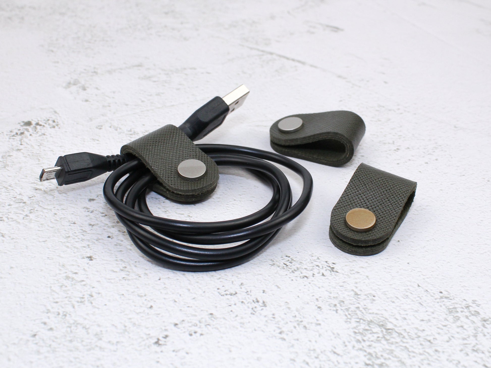 Set of 3 Cord Organiser Wraps | Cable Tidies | Olive Saffiano Leather with Suede